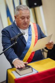danut-groza
